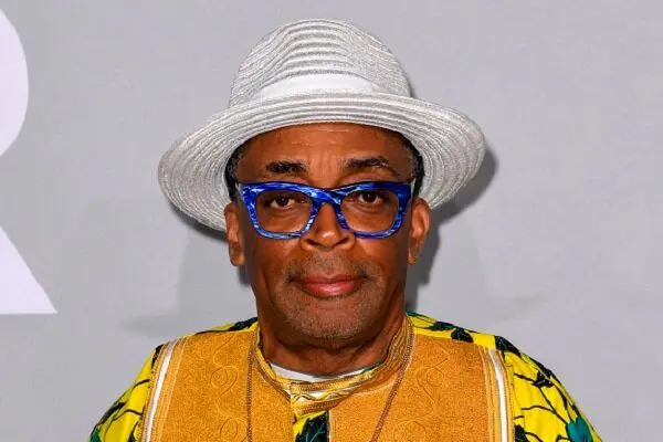 فشارها اسپایک لی را مجبور به سانسور فیلمش کرد