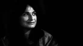 سریال سوسن تسلیمی از تلویزیون پخش می‌شود 
