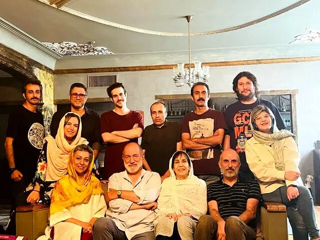 آتیلا پسیانی «جزیره گنج» را به صحنه می برد