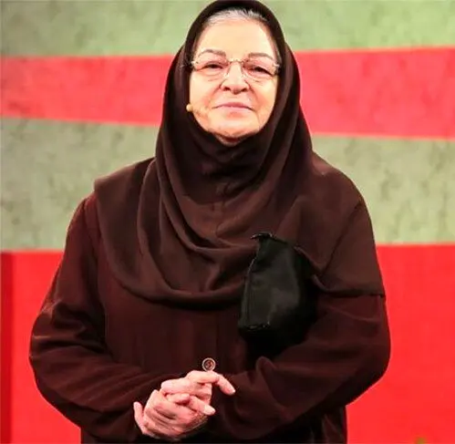 آزیتا لاچینی: حالم خوب نیست/بگویید برایم دعا کنند
