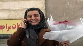 الناز محمدی، روزنامه‌نگار با قید وثیقه آزاد شد
