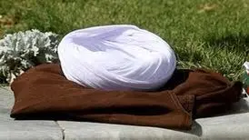 لباس روحانیت چند جیب دارد؟/ ویدئو
