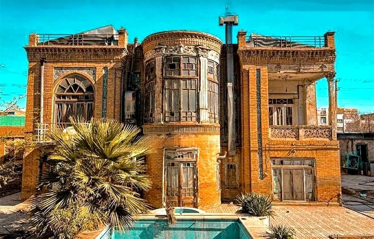 عمارت پدری مؤسس کارخانه‌ خودکار بیک تخریب شد