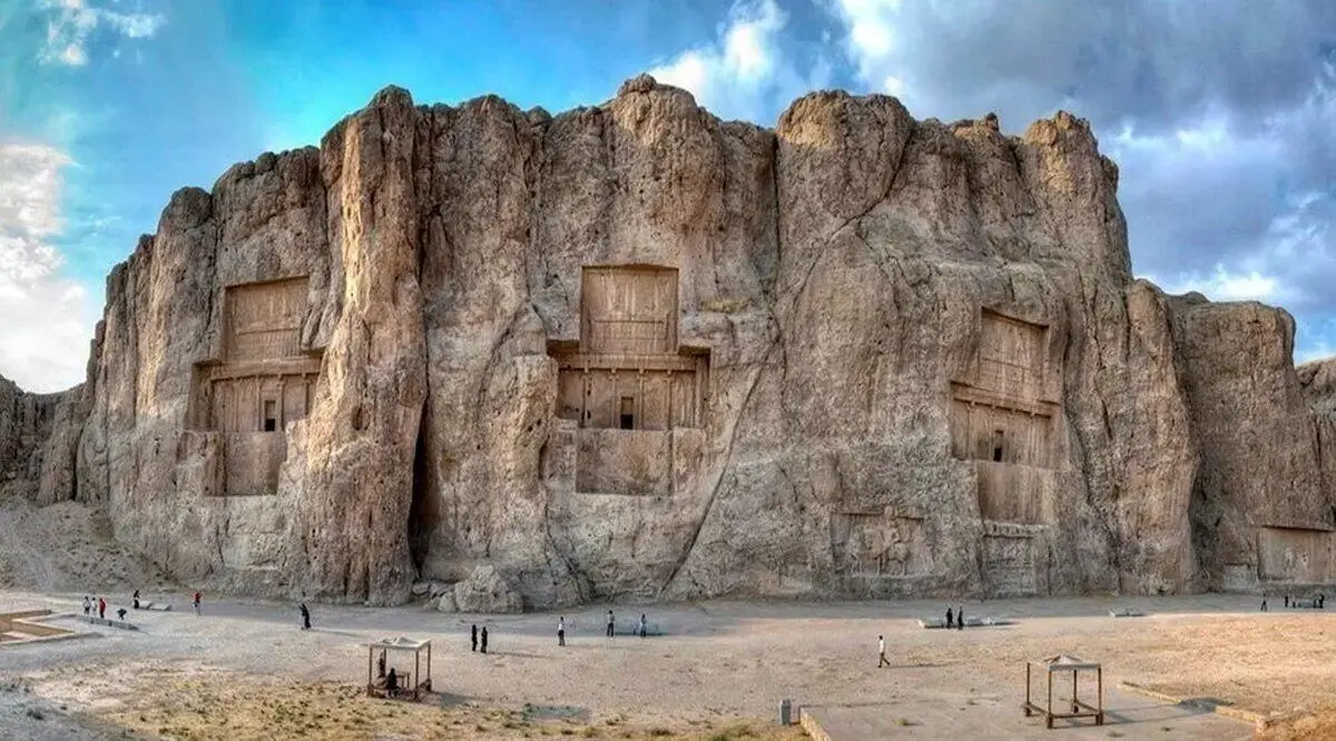 معدن کوه رحمت تخت جمشید تعطیل شد؟
