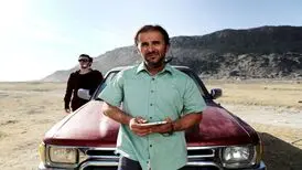 امین حیایی در «هاوایی» پول پارو می‌کند؟/ وقتی بیژن «اخراجی‌ها»، «شعله‌ور» شد
