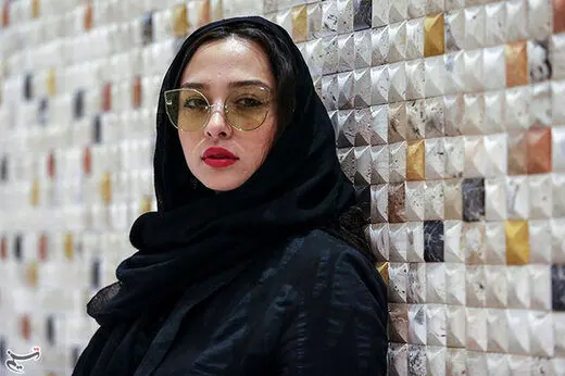 روایت آناهیتا درگاهی از صبر زیاد جواد عزتی
