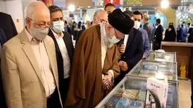 رهبر معظم انقلاب، صبح امروز از نمایشگاه کتاب تهران دیدن کردند
