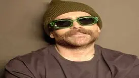 ترانه مشق امشبم از معین زد