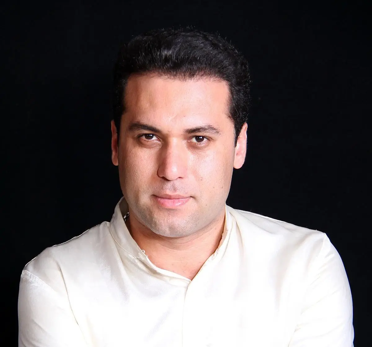 موسیقی «شعر» را به دل جامعه می‌برد