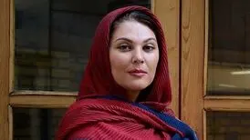 لاله اسکندری: ایران من تو بمان
