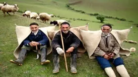 آهنگ میرزا کوچک خان با صدای ناصر مسعودی