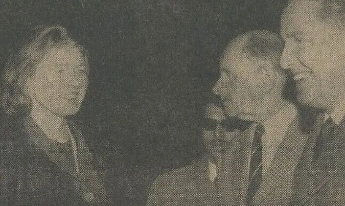 ستاره زن هالیوود در فرودگاه مهرآباد همه را غافلگیر کرد