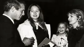 شکایت دختران پل نیومن از خیریه پدرشان