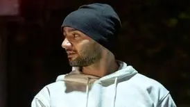 وکیل توماج صالحی از برگزاری جلسه رسیدگی به پرونده او در 30 فروردین خبر داد
