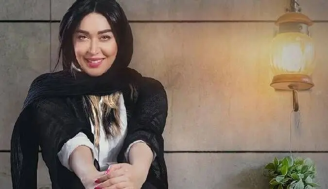سوالی که خانم بازیگر را به گریه انداخت!/ ویدئو
