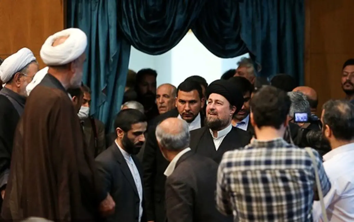 ضرب و شتم یک خبرنگار توسط محافظان سیدحسن خمینی
