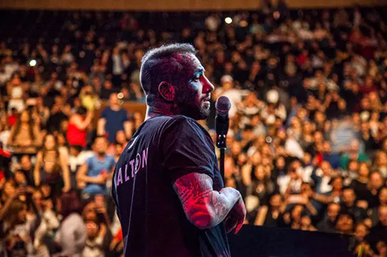 تتلو در یک ساعت ۷۵میلیارد کاسب شد
