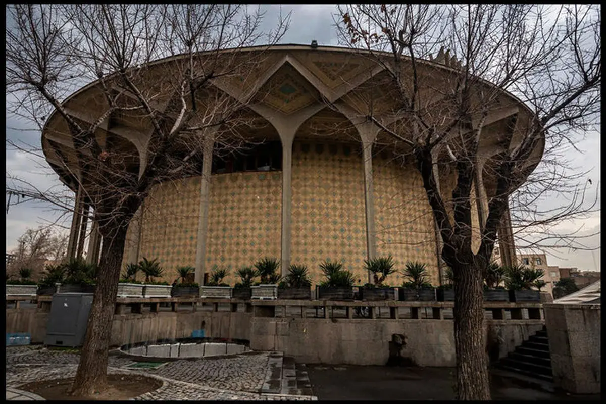اعلام آمار فروش نمایش‌ها/ «بک تو بلک» به سه میلیارد نزدیک شد

