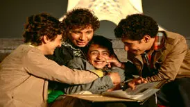بازیگران روی فرش قرمز در اکران خصوصی بچه مردم
