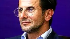 امین حیایی بستری شد
