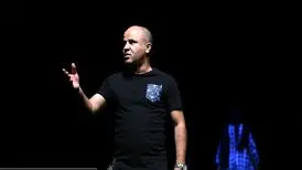 پیمان خازنی: موسیقی ایرانی هنوز هم گیشه دارد/ موسیقی نمایش کافه عاشقی به صحنه می‌رود
