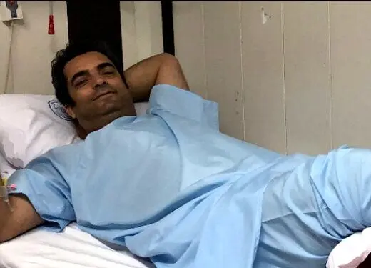 منوچهر هادی در بیمارستان بستری شد/ عکس