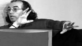 «هملت ماشین»؛ تئاتری که هشت سال برای اجرا انتظار کشید
