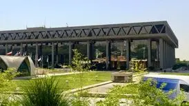 روزنامه جوان: چرا افرادی که در دوره ضرغامی،آرشیو صداوسیما را به رسانه های بیگانه دادند محاکمه نشدند؟