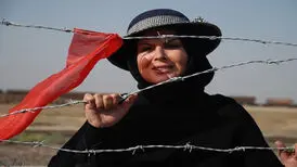 چطور برای مردمم اشک نریزم/مباد یک وجب از خاکمان زیرپوتین ‌بیگانه بیفتد