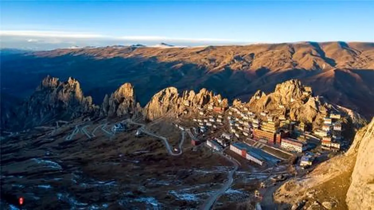 شش قله؛ یکی از خاص ترین معابد جهان