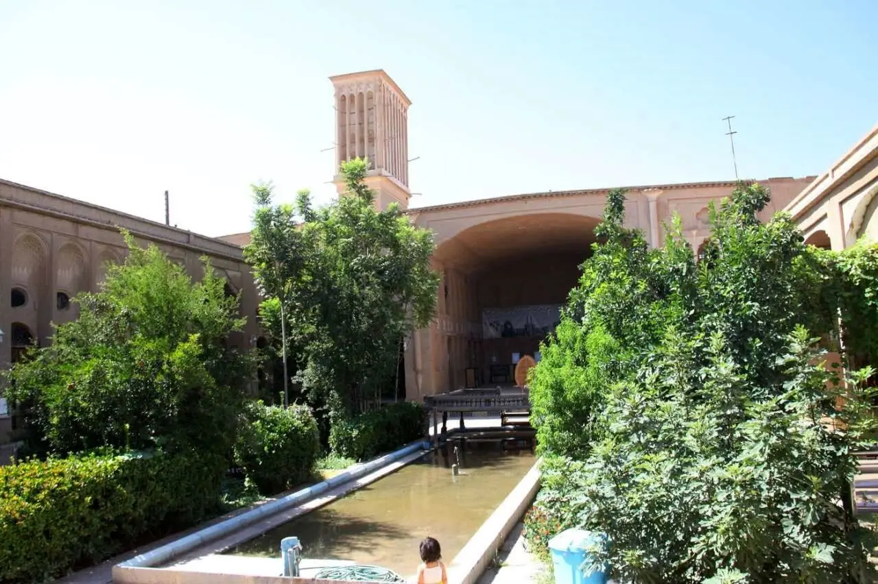 لاری‌های یزد، ۶ مکان تاریخی در دل یک خانه

