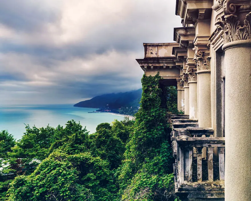 عکس‌های زیبا و حیرت‌انگیز از ویرانه‌های تمدن باشکوه آبخازیا