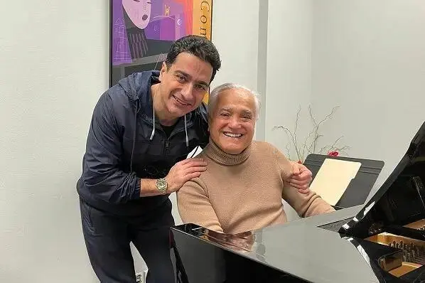 پسر نوح؛ کار همایون شجریان رسیده به کنسرت گذاشتن با انوشیروان روحانی!