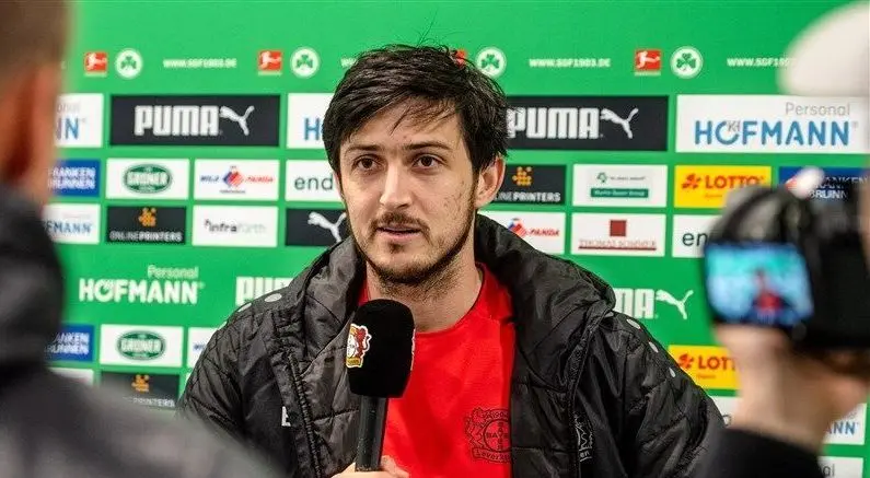 عکس| سردار آزمون با کدام خواننده سرشناس پاپ دیدار کرد؟