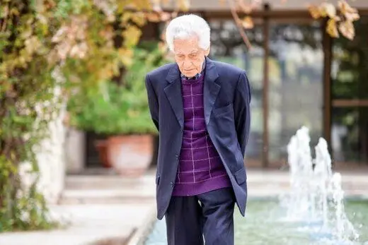 احمد سمیعی گیلانی درگذشت
