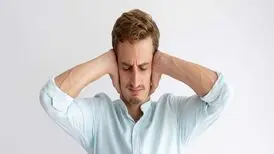 دلایل سرگیجه و وزوز گوش و راه های درمان آن