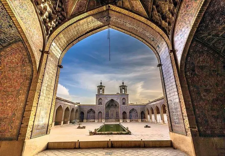 درخواست از یونسکو: معرفی شهرهای شیراز و کاشان به عنوان شهر معماری
