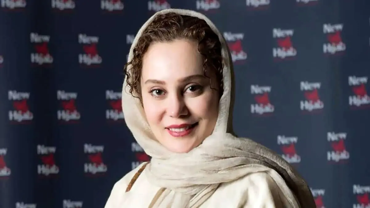 عکسی از خانم بازیگر در باشگاه
