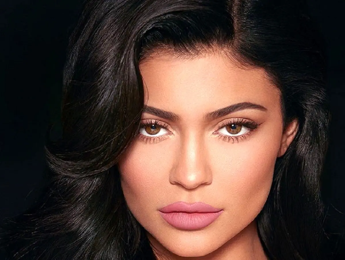 کایلی جنر عنوان ملکه اینستاگرام را کسب کرد