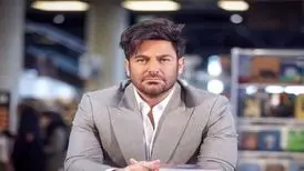 نگاهی به پارکینگ خودروهای لوکس محمدرضا گلزار در خانه اش
