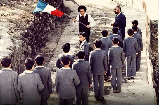 نگاهی به فیلم «ای ایران» ساخته ناصر تقوایی