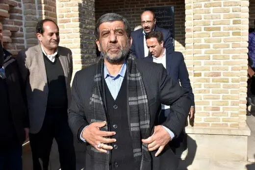 ضرغامی: باید فضا را باز کنیم / اگر تحریک می‌شوید نگاه نکنید
