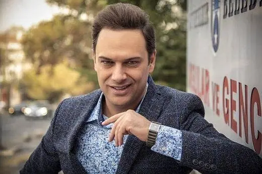 شهروز ابراهیمی بر مزار علی انصاریان + عکس