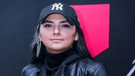 پارسا پیروزفر و هدی زین‌العابدین در افتتاحیه یک نمایشگاه/ عکس
