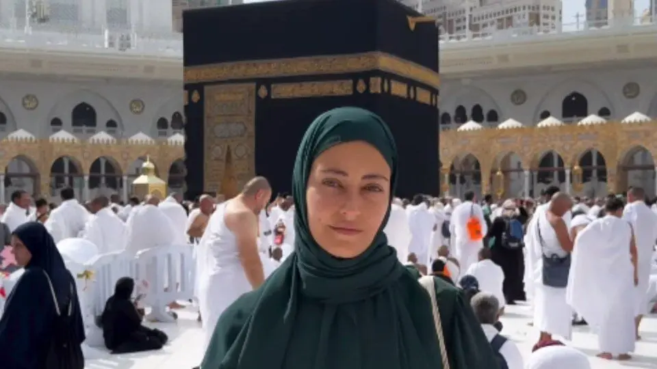 بازیگر و مدل مشهور ترک به حج رفت