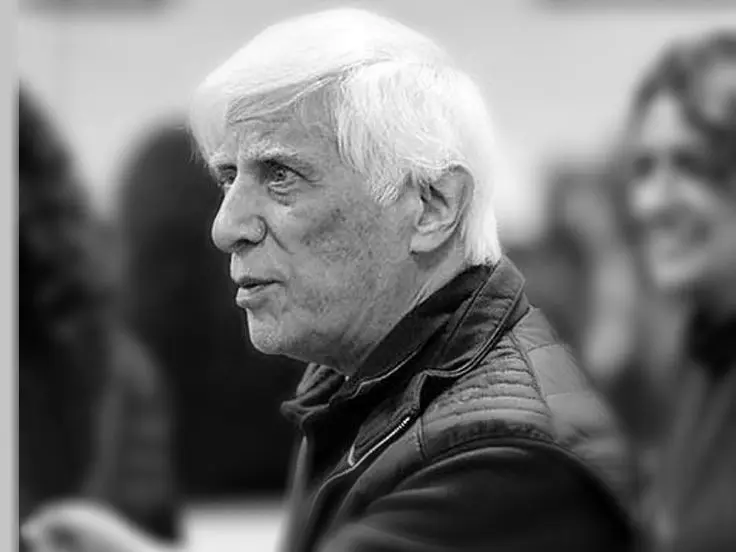 صحنه، چه کسانی را فریاد می‌زند؟