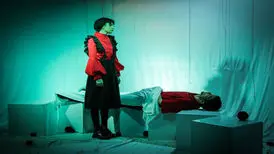 روایتی از تنهایی و رنج؛ کارگردان جوانی که روی پای خودش ایستاد!
