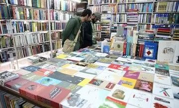 راز مطرح شدن برخی آثار ضعیف؛ رسانه‌ است/جریان همسو با دولت تریبون در اختیار دارد/داستان‌نویسی در ایران دل شیر می‌خواهد

