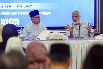 یوسف اسلام با قطار صلح به مالزی می رود
