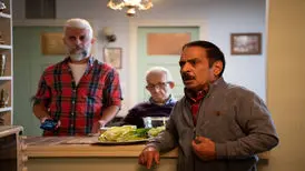 سروش صحت سریع کات می‌داد و می‌گفت: عزیزم رشید نشو!
